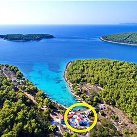 6 Bedroom Beachfront Villa with Heated Pool near Vela Luka on Korcula Island, Sleep 12